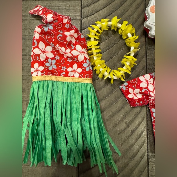 Elf On The Shelf a Holiday Tradition. Claus Couture Collection. - Picture 4 of 5